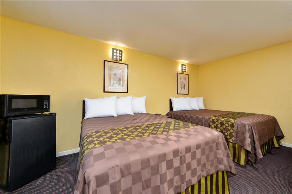 Oasis Inn Sacramento- Elk Grove Room photo