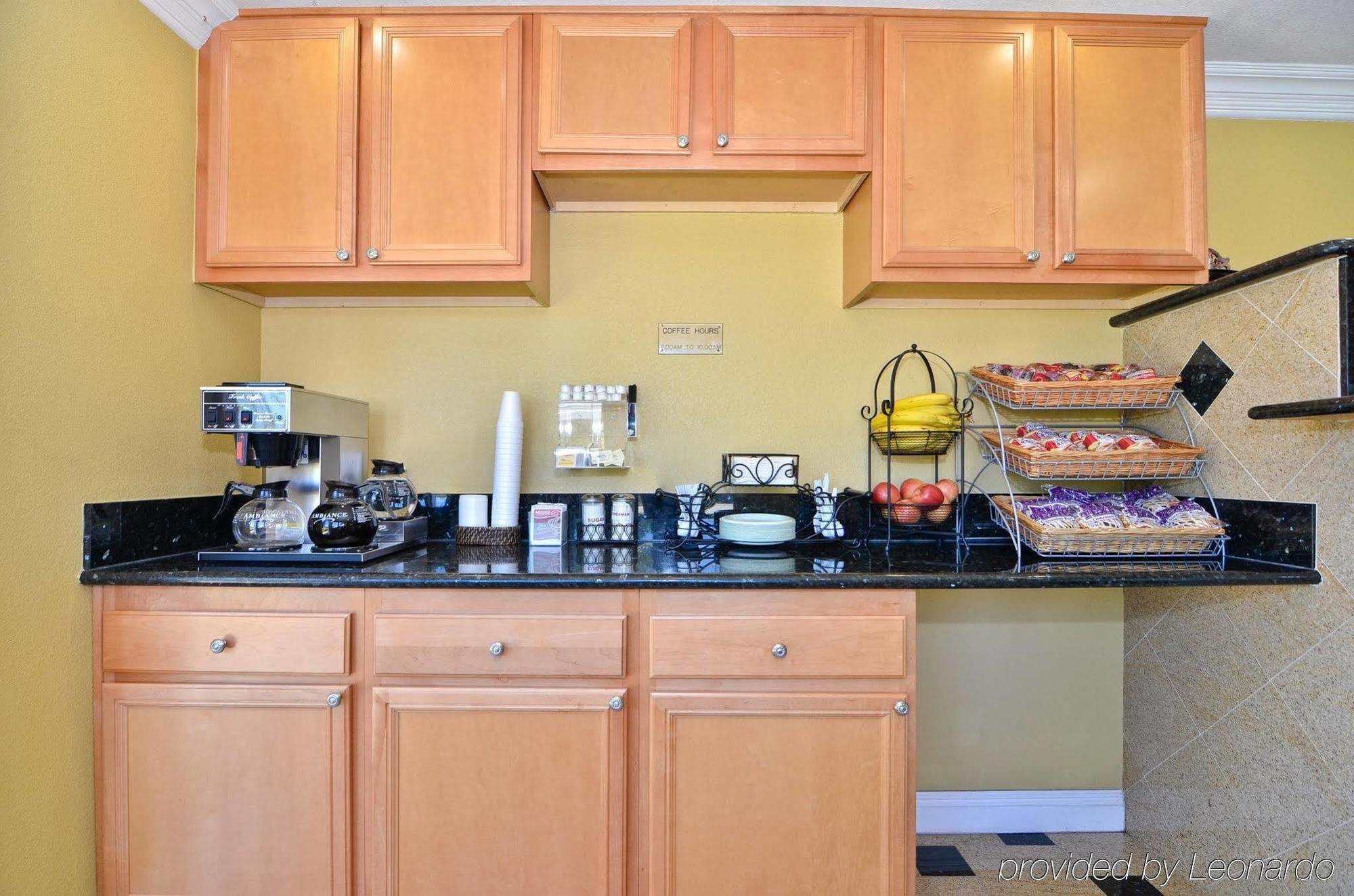 Oasis Inn Sacramento- Elk Grove Restaurant photo